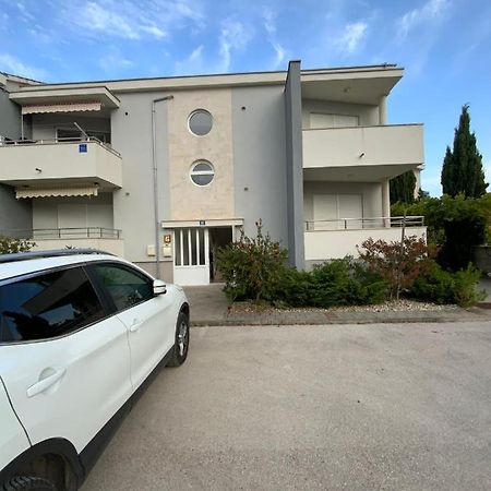 Apartman Lili Zaton  Zewnętrze zdjęcie